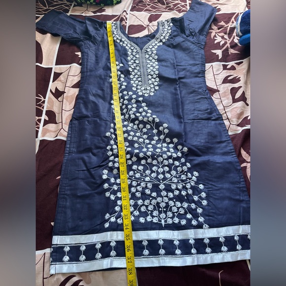 Indian stitched salwar kameez - Picture 3 of 10